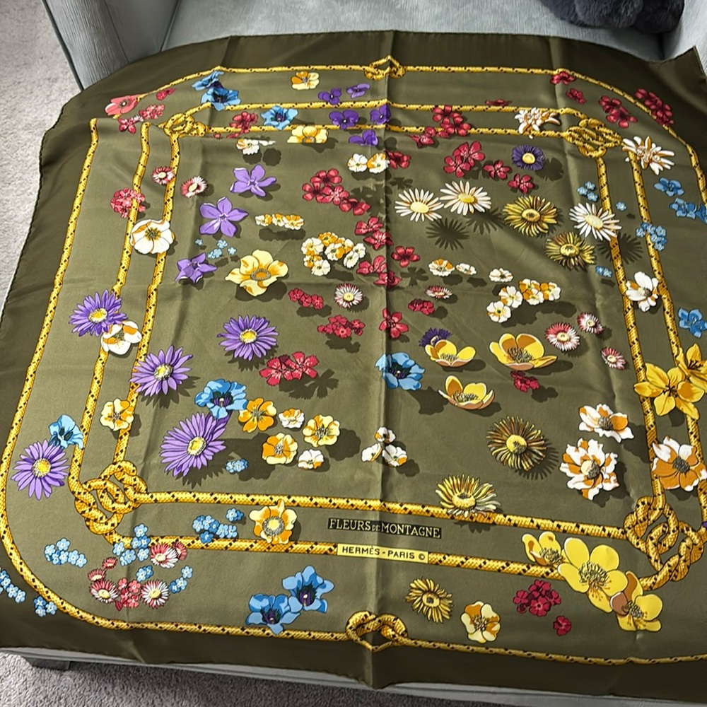 Hermes scarf
